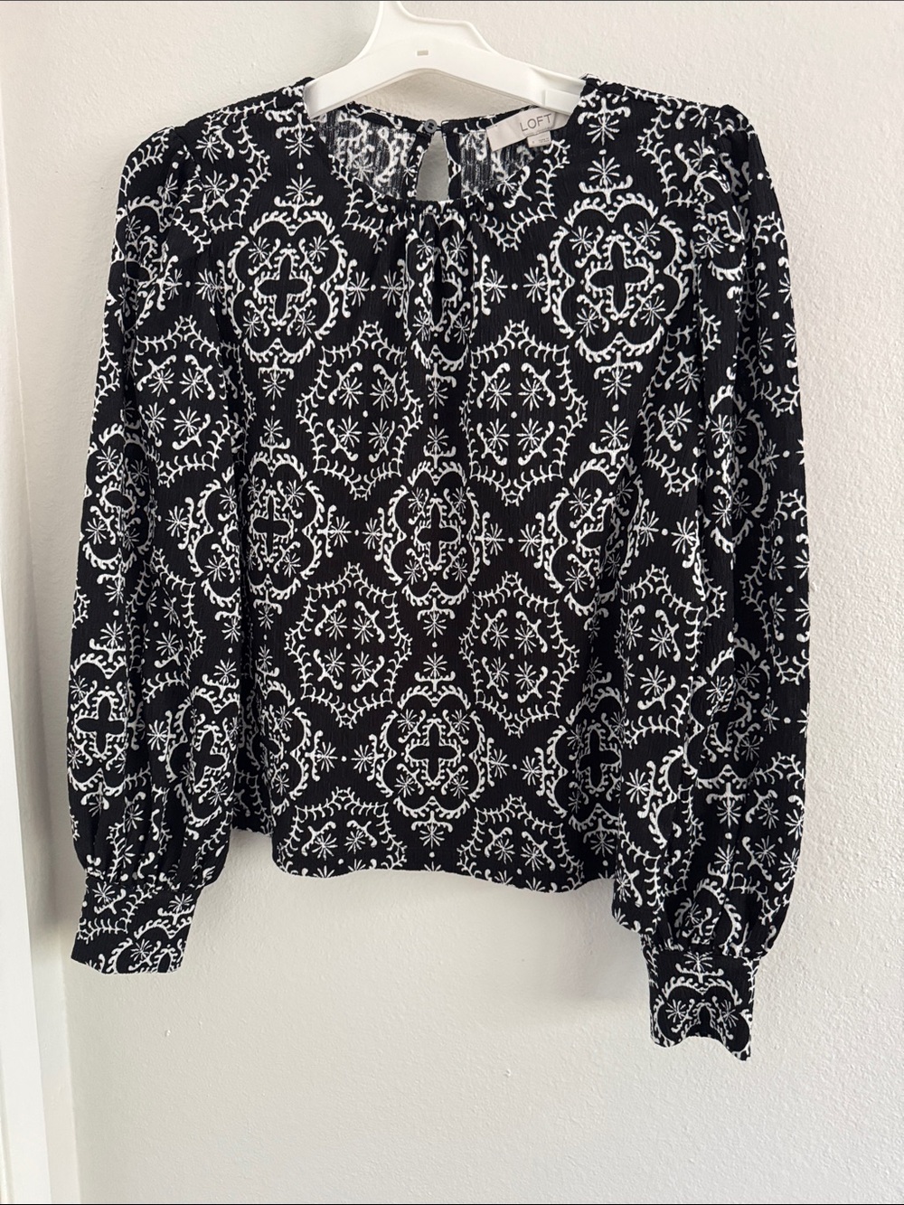 LOFT Black & White Medallion Print Long-Sleeve Blouse